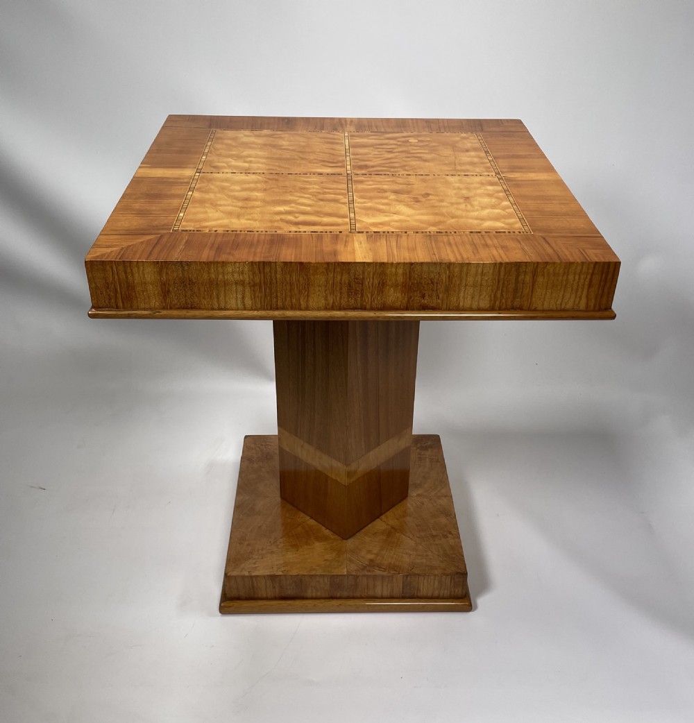 Art Deco Side Table View X