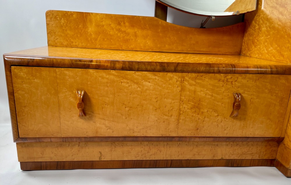 Art Deco Dressing Table View VI