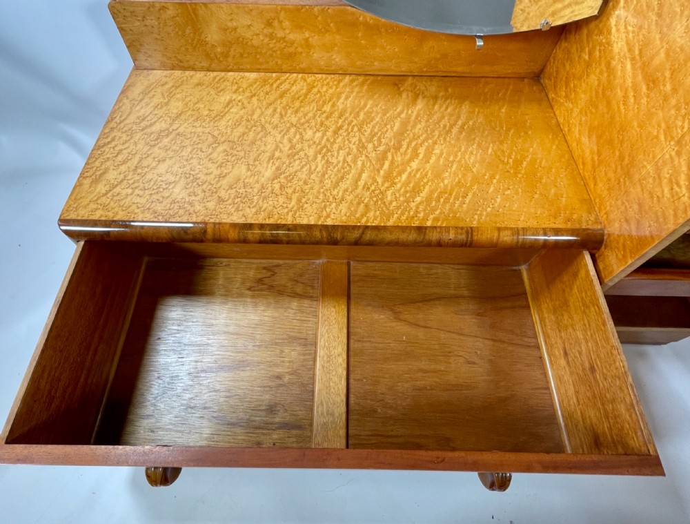 Art Deco Dressing Table View XIV