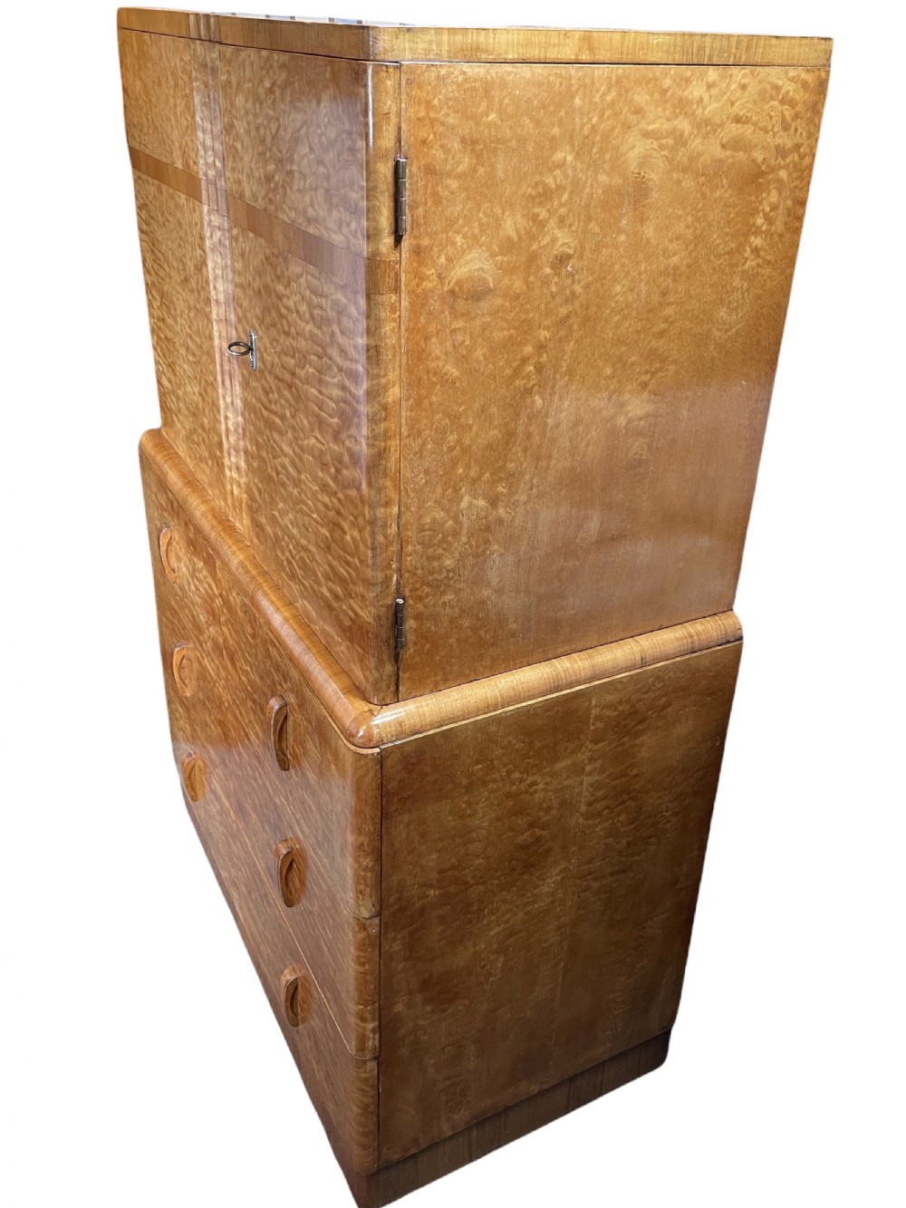 Art Deco Linen Cupboard View VII