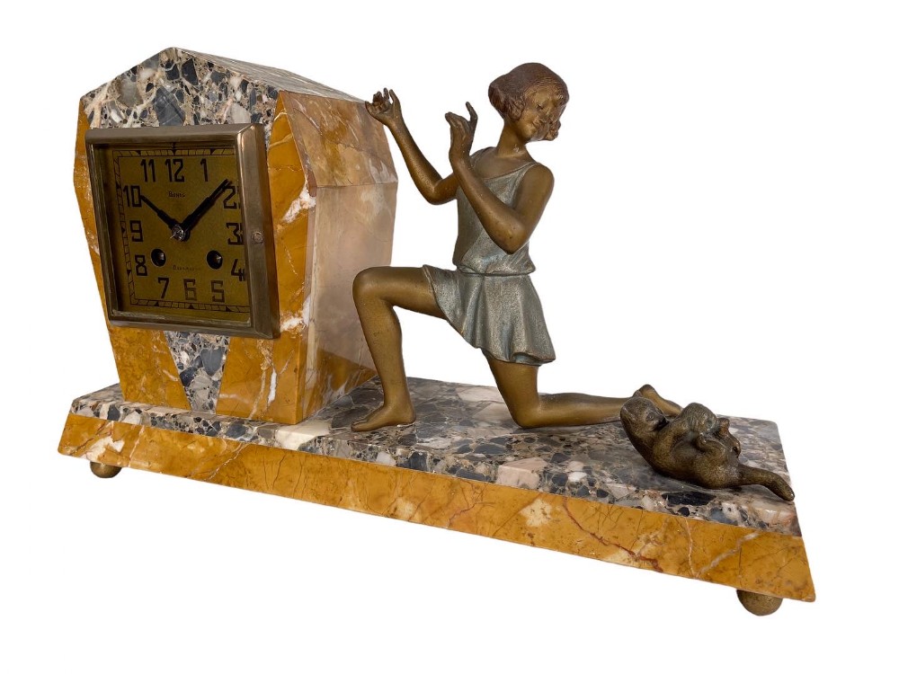  





Art Deco French Clock