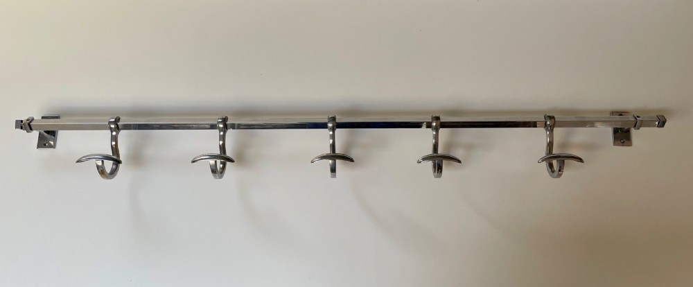 Art Deco Hanging Rail View III