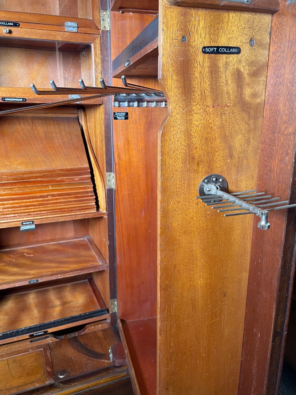 Art Deco Gentleman’s Wardrobe  View XVI