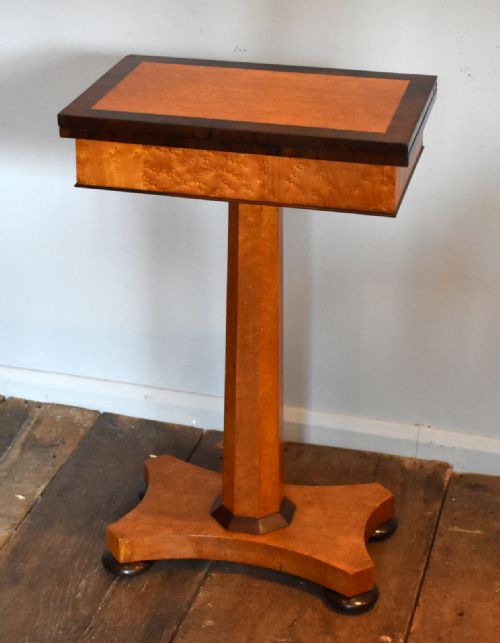 fine bird's eye maple and rosewood table - CATEGORY: ANTIQUE TABLES - DATED REGENCY