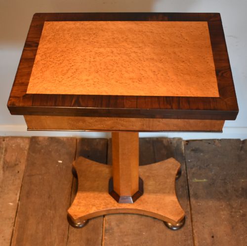 FINE BIRD'S EYE MAPLE AND ROSEWOOD TABLE - ADDITIONAL PHOTO 5