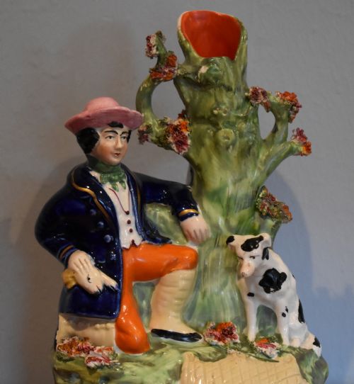 FINE VICTORIAN STAFFORDSHIRE SPILL VASE - ADDITIONAL PHOTO 1