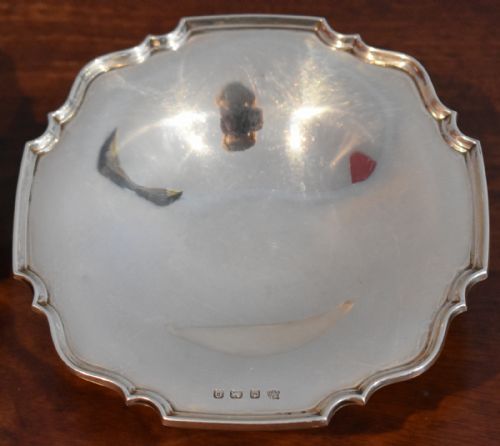 FINE PAIR OF SILVER SWEETMEAT DISHES - ADDITIONAL PHOTO 4