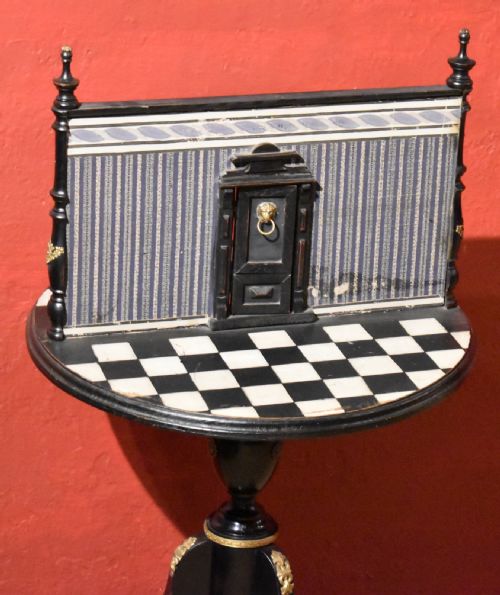 UNUSUAL FRENCH DOLL DISPLAY TABLE - ADDITIONAL PHOTO 6