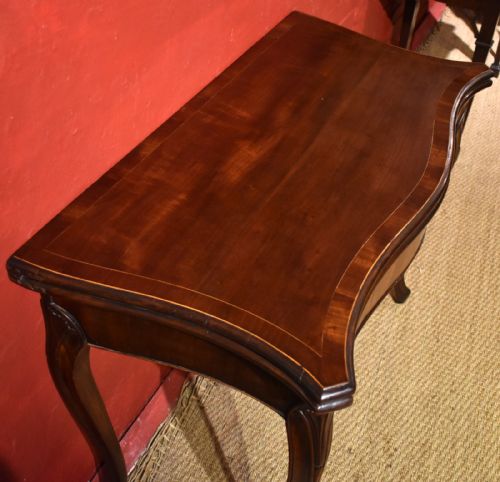 GEORGIAN MAHOGANY HEPPLEWHITE SERPENTINE CARD TABLE - ADDITIONAL PHOTO 2