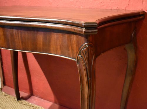 GEORGIAN MAHOGANY HEPPLEWHITE SERPENTINE CARD TABLE - ADDITIONAL PHOTO 6