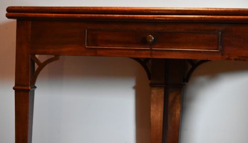 GEORGIAN MAHOGANY TEA TABLE - ADDITIONAL PHOTO 3