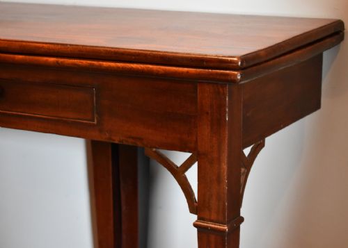 GEORGIAN MAHOGANY TEA TABLE - ADDITIONAL PHOTO 7