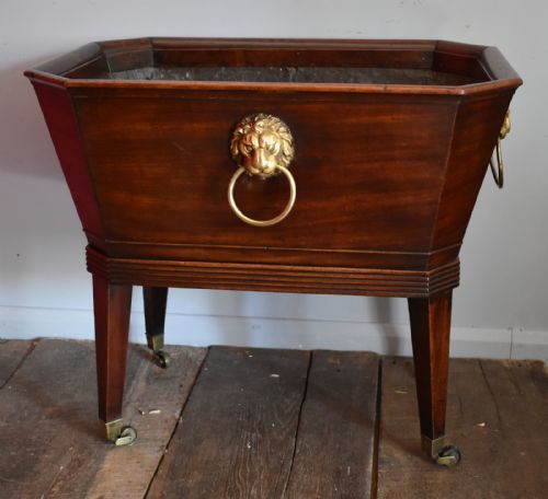 FINE GEORGIAN MAHOGANY WINE COOLER CELLARETTE - ADDITIONAL PHOTO 1
