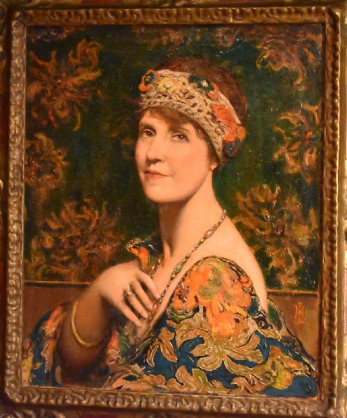 SUPERB OIL PORTRAIT OF A LADY - ADDITIONAL PHOTO 3
