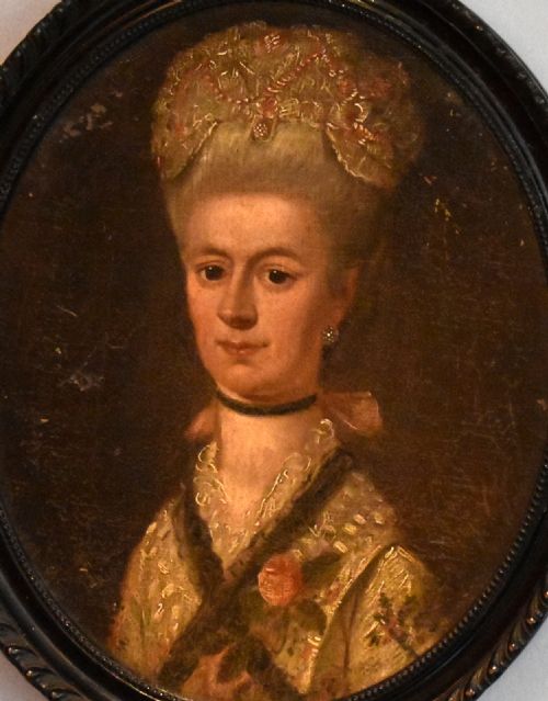 SUPERB FAMILY GROUP OF THREE GEORGIAN OIL PORTRAITS - ADDITIONAL PHOTO 2