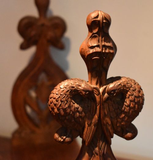 SUPERB GOTHIC REVIVAL CARVED WALNUT BOOK SLIDE - ADDITIONAL PHOTO 3