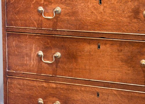 GEORGIAN OAK CHEST OF DRAWERS - ADDITIONAL PHOTO 2