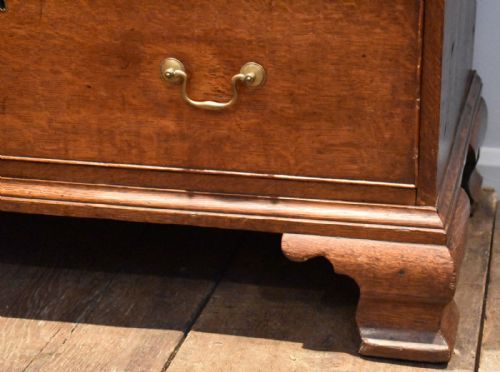 GEORGIAN OAK CHEST OF DRAWERS - ADDITIONAL PHOTO 4