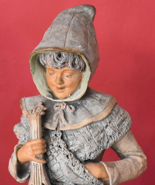 PAIR OF TERRACOTTA FIGURES OF MUSICIANS - ADDITIONAL PHOTO 5