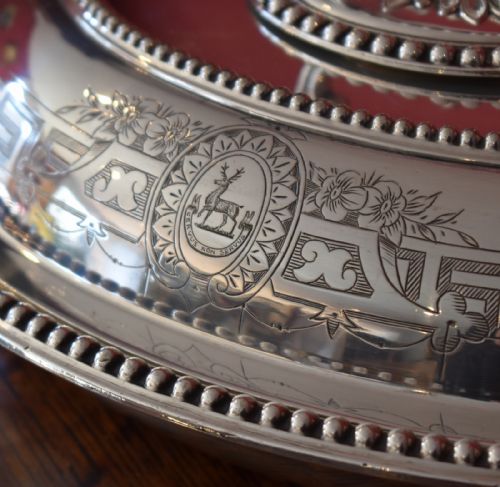 PAIR OF FINE QUALITY SILVER PLATED ENTREE DISHES - ADDITIONAL PHOTO 4