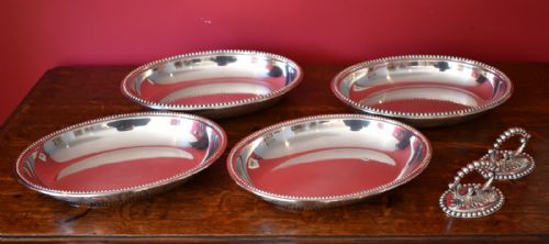 PAIR OF FINE QUALITY SILVER PLATED ENTREE DISHES - ADDITIONAL PHOTO 6