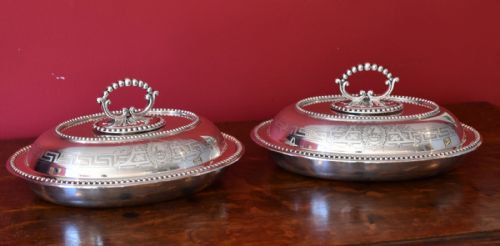 PAIR OF FINE QUALITY SILVER PLATED ENTREE DISHES - ADDITIONAL PHOTO 7