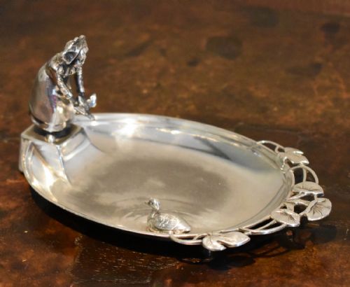 fine wmf art nouveau pin tray - CATEGORY: ANTIQUE SCULPTURES - DATED 1910