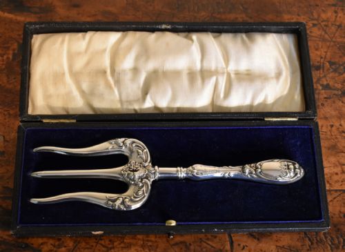 EDWARDIAN SILVER BREAD FORK IN CASE - ADDITIONAL PHOTO 8