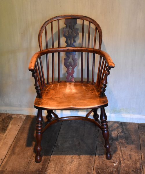 SUPERB YEW WOOD LOW BACK WINDSOR CHAIR - ADDITIONAL PHOTO 1