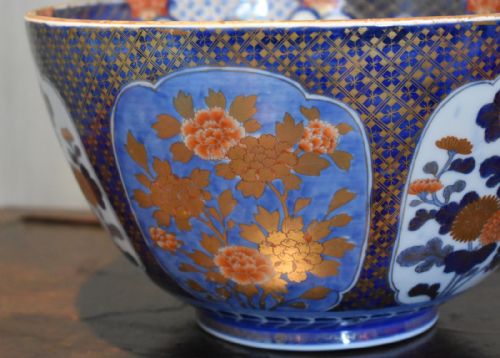 SUPERB LARGE FUKAGAWA PORCELAIN BOWL - ADDITIONAL PHOTO 2