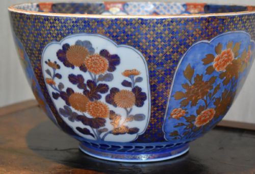 SUPERB LARGE FUKAGAWA PORCELAIN BOWL - ADDITIONAL PHOTO 3
