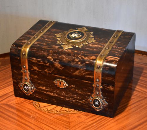 SUPERB VICTORIAN COROMANDEL GAMES COMPENDIUM - ADDITIONAL PHOTO 2