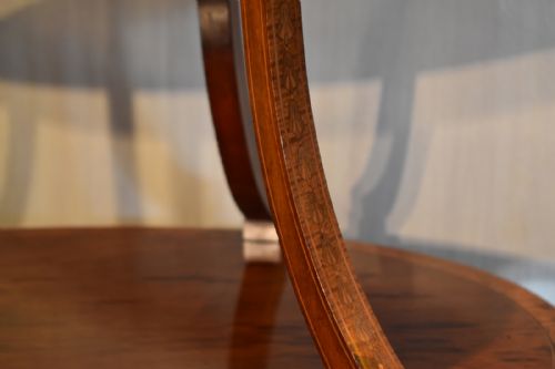 FINE FIDDLEBACK MAHOGANY ETAGERE TABLE - ADDITIONAL PHOTO 8