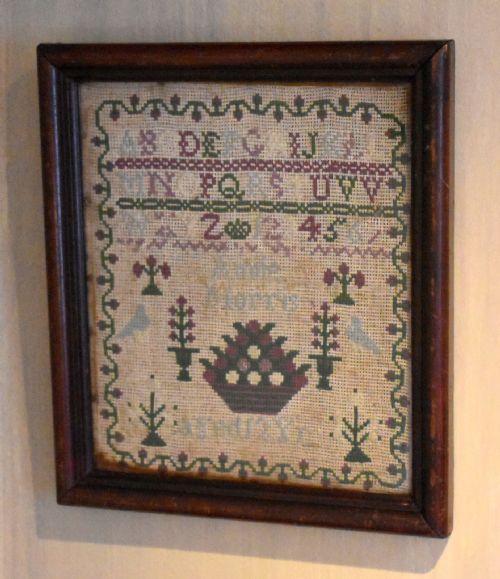 charming little victorian sampler - CATEGORY: ANTIQUE MISCELLANEOUS - DATED 1870