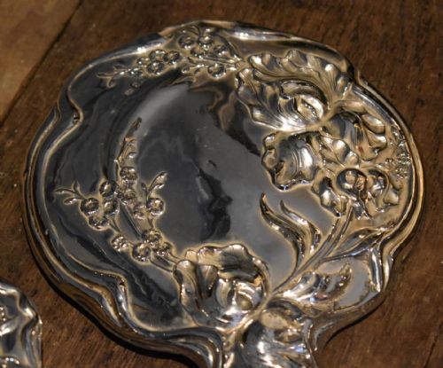 FINE ART NOUVEAU SILVER DRESSING TABLE SET - ADDITIONAL PHOTO 3