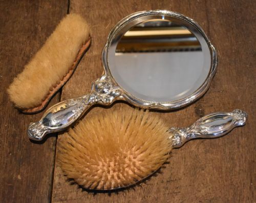 FINE ART NOUVEAU SILVER DRESSING TABLE SET - ADDITIONAL PHOTO 10