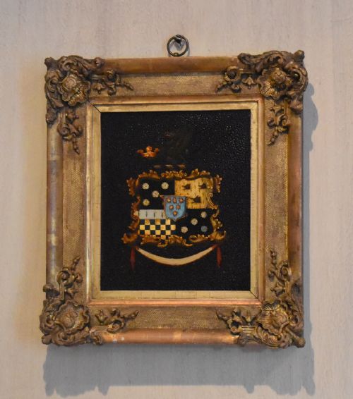 late georgian heraldic crest oil painting - CATEGORY: ANTIQUE MISCELLANEOUS - DATED GEORGIAN