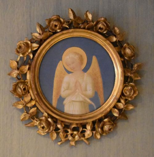 angel painting after fra angelico in giltwood frame - CATEGORY: ANTIQUE ART - DATED 1920