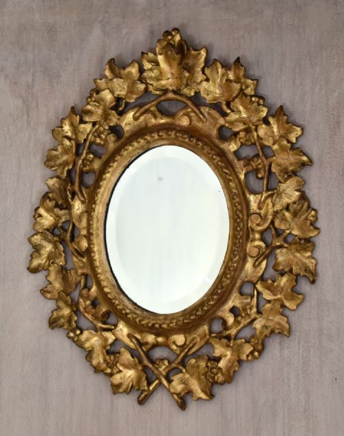 small english giltwood oval mirror - CATEGORY: ANTIQUE MIRRORS - DATED 1860