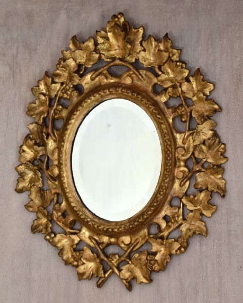 SMALL ENGLISH GILTWOOD OVAL MIRROR - ADDITIONAL PHOTO 1
