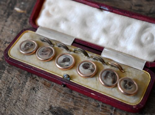 UNUSUAL SET OF DOG DESIGN BUTTONS - ADDITIONAL PHOTO 1