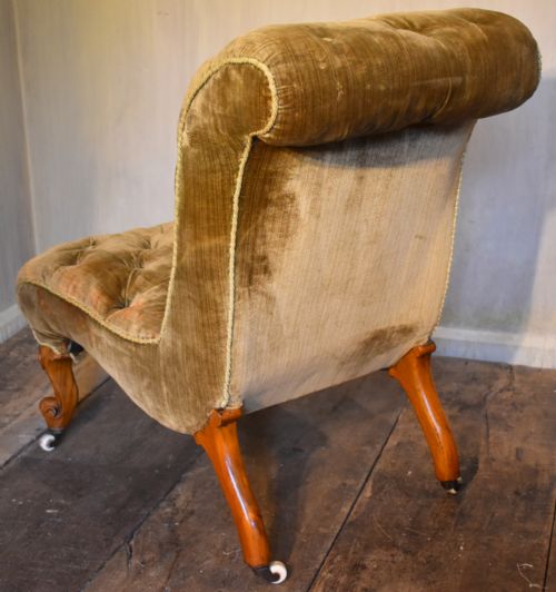 VICTORIAN WALNUT UPHOLSTERED CHAIR - ADDITIONAL PHOTO 5