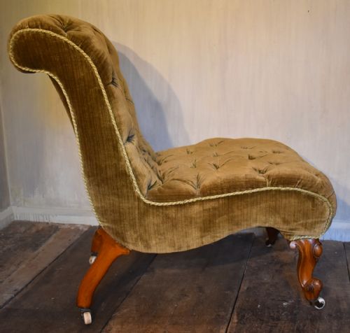 VICTORIAN WALNUT UPHOLSTERED CHAIR - ADDITIONAL PHOTO 6