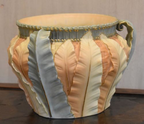 ROYAL WORCESTER BLUSH IVORY JARDINAIRE - ADDITIONAL PHOTO 1