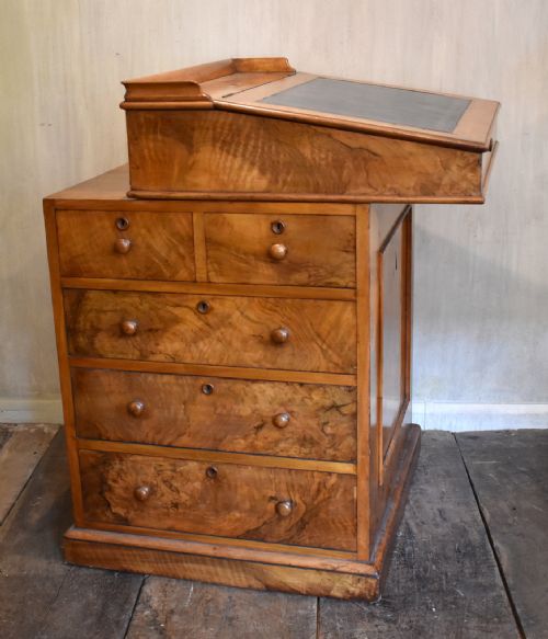 FINE QUALITY FIGURED WALNUT PEDESTAL DAVENPORT DESK - ADDITIONAL PHOTO 2