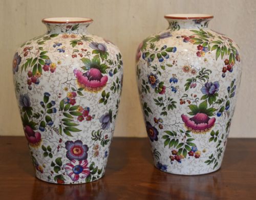 PAIR OF VICTORIAN STAFFORDSHIRE CHINTZ VASES - ADDITIONAL PHOTO 1