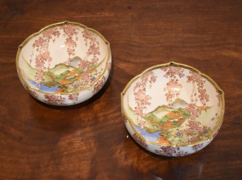 pair of satsuma lobed bowls by koshida - CATEGORY: ANTIQUE CERAMICS - DATED 1920