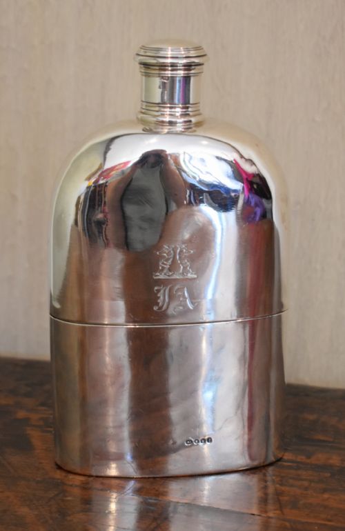 FINE EARLY VICTORIAN SOLID SILVER HIP FLASK - ADDITIONAL PHOTO 3