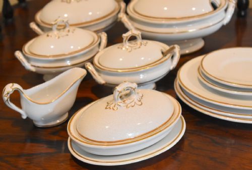EXTENSIVE VICTORIAN CHILDS TOY DINNER SERVICE - ADDITIONAL PHOTO 1