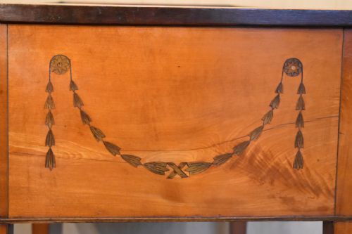 LATE GEORGIAN SATINWOOD BIJOUTERIE TABLE - ADDITIONAL PHOTO 11